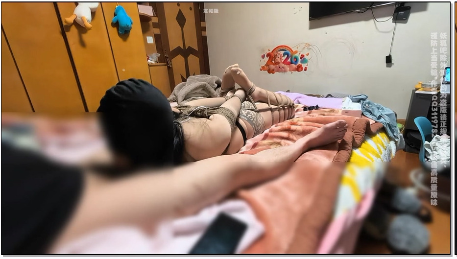 WYYC523-我的媳妇 多层短丝包手分腿驷马、近20分钟的口舌侍奉、被要求主动开启电击和自己戴