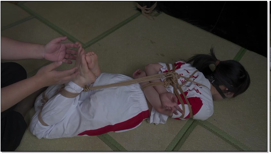 XRGZS525-象人工作室 嗷嗷-校服贝壳头紧缚挣扎TK