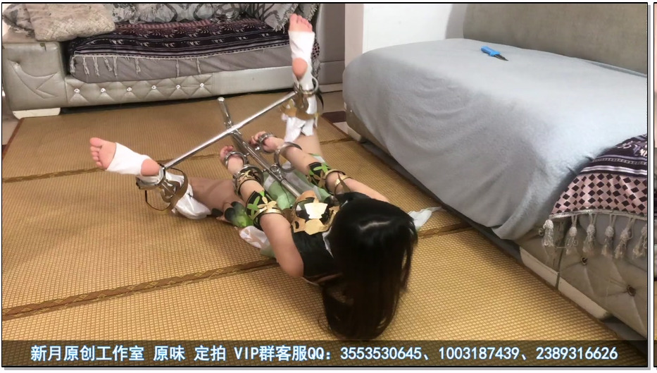 XYYC330-新月原创 荷露 小草神被丘丘人装箱带回老巢k9固定狠狠玩弄TK脚丫