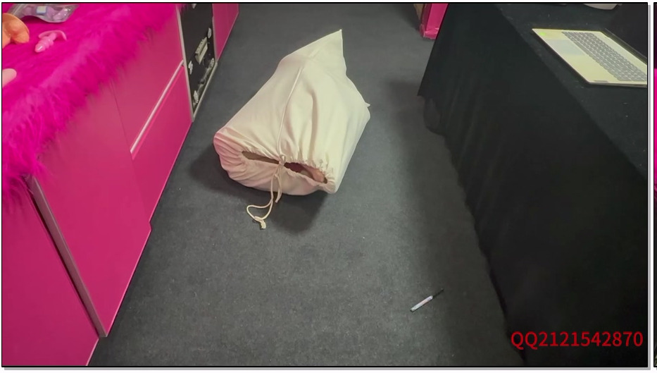 YGRJ007-悦感日记 小美剧情，上门修电脑被绑架装麻袋挣扎放置TJ