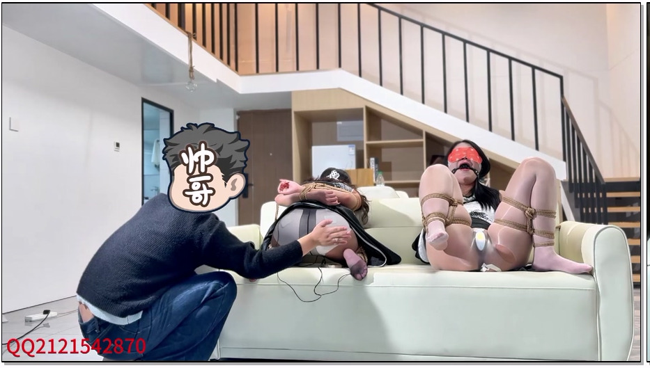 YGRJ032-悦感日记 双女雪凝小美M腿紧缚秒潮神器失控啵啵贝新模电击训练玉足耳光